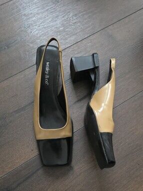 Wesley & Co. Vintage Two-Tone Slingback Block Heel in Tan and Black